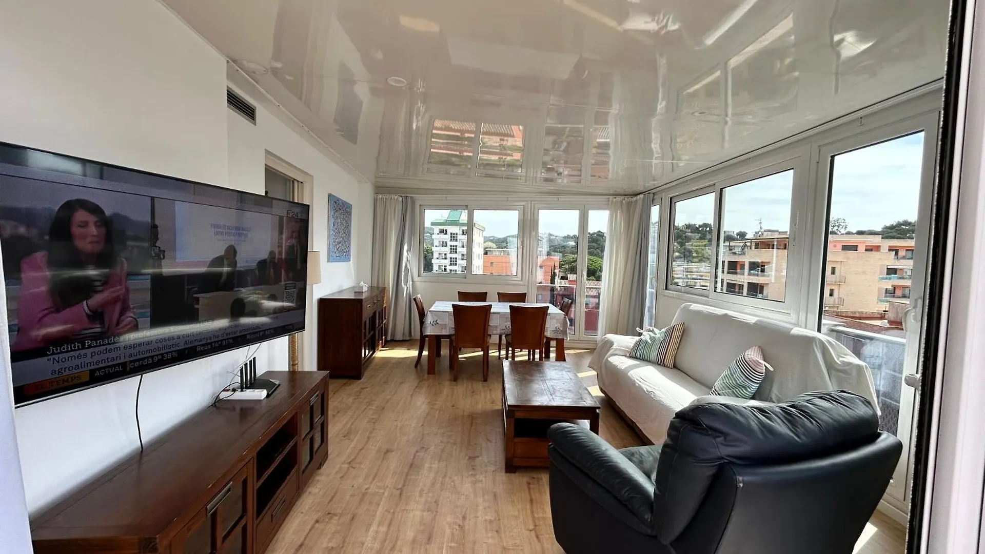 Apartaments Superiors Mtb Only Couples contacts