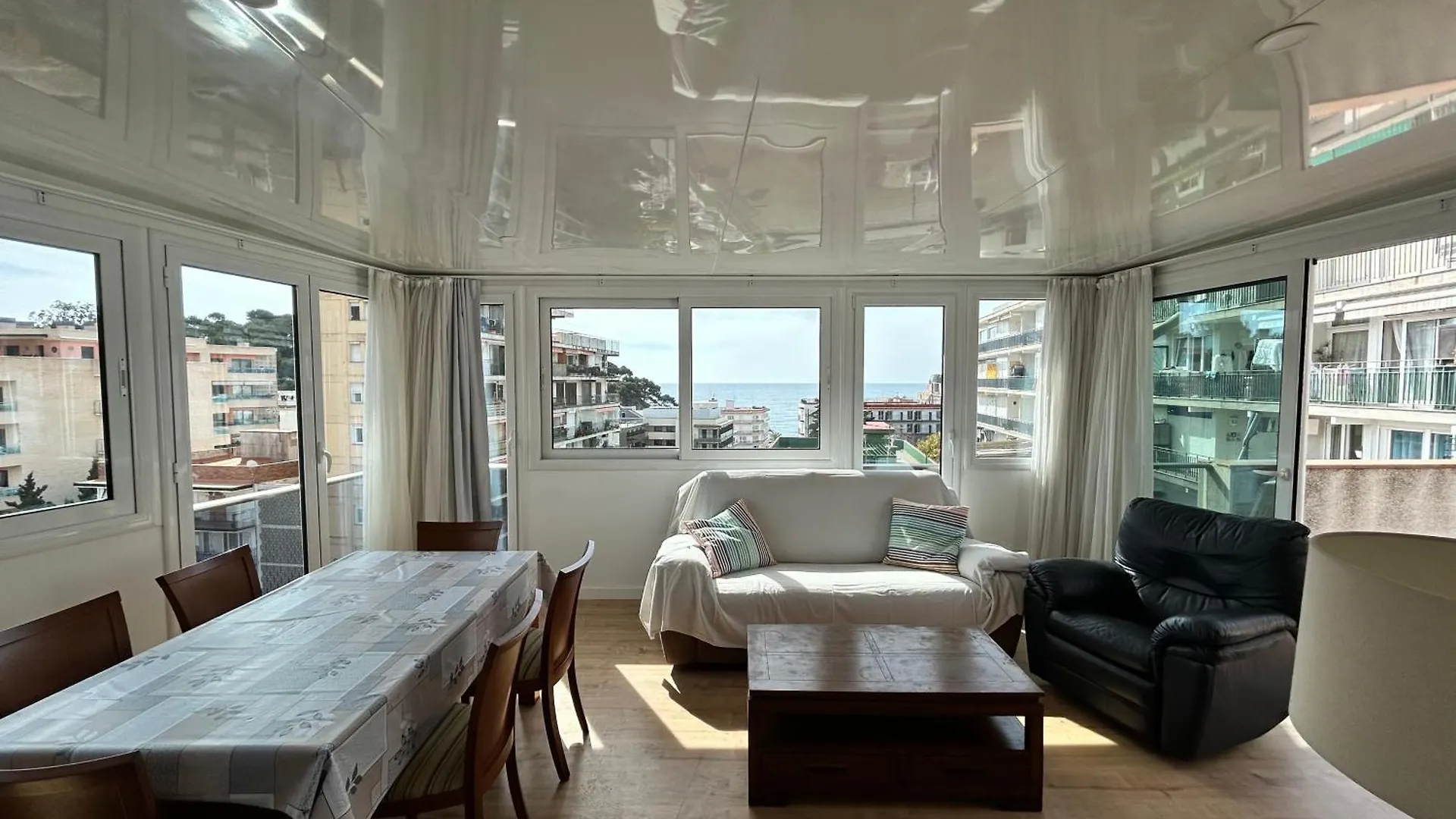 Apartaments Superiors Mtb Only Couples Lloret de Mar Spain